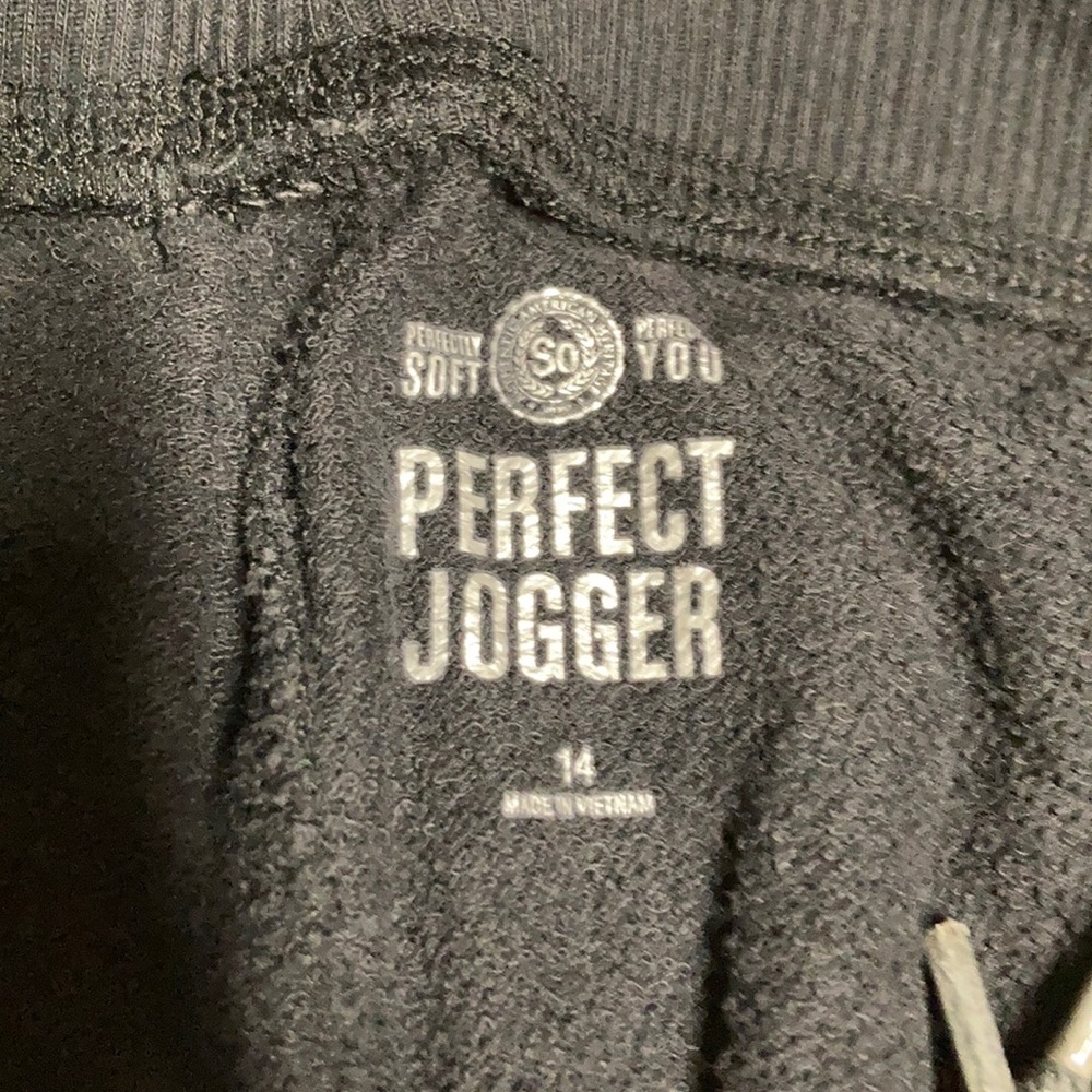 Joggers - Picture 3 of 3